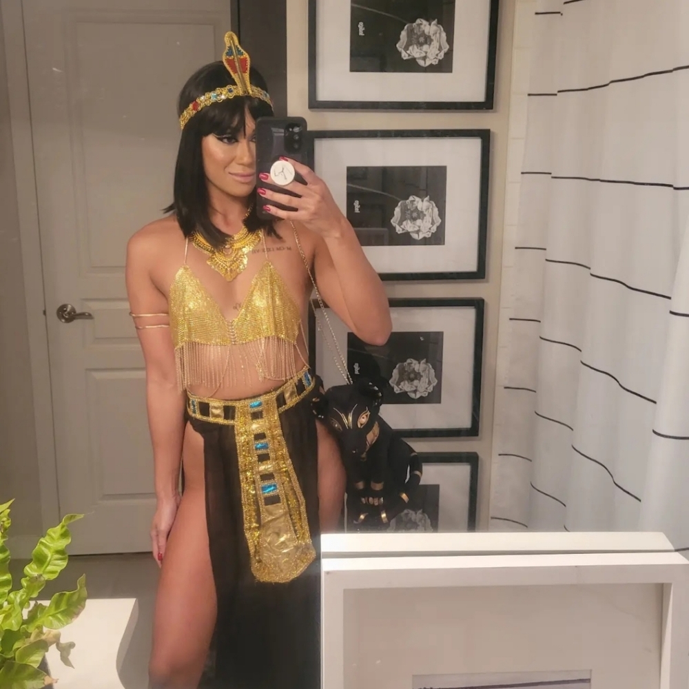 Women's Cleopatra Halloween costume